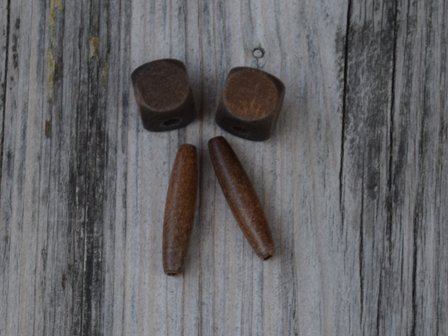 Kraal hout vierkant 1,2 cm/hout pegel 2,8