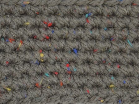 Garen Pippi grijs 73% acryl/25% wol/2% viscose